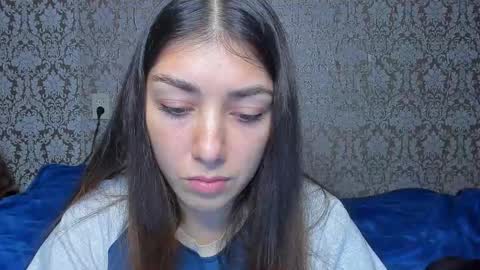Snapshot of mira_bloempje chatting on 09/20/25, 09:38 Mira online show from 09/20/25, 09:38