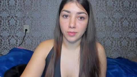 Snapshot of mira_bloempje chatting on 09/23/25, 07:06 Mira online show from 09/23/25, 07:06
