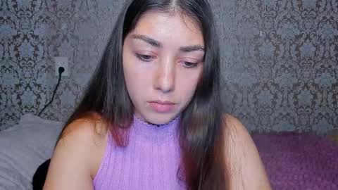 Snapshot of mira_bloempje chatting on 10/14/25, 06:42 Mira online show from 10/14/25, 06:42