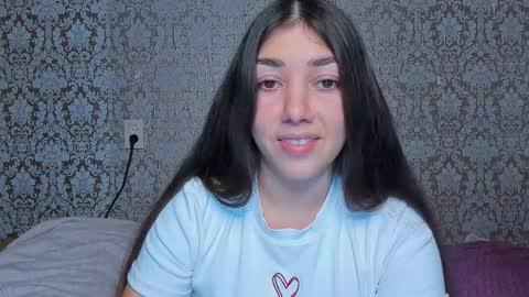 Snapshot of mira_bloempje chatting on 12/03/25, 07:56 Mira online show from 12/03/25, 07:56