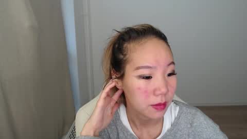 mira_g online show from 11/01/25, 06:15