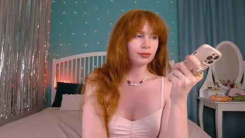 Snapshot of mira_glace chatting on 05/19/26, 02:12 Mira3 online show from 05/19/26, 02:12