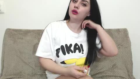 mira_jade online show from 03/30/26, 07:04