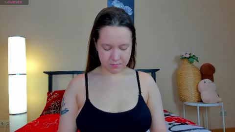 Mira online show from 06/10/26, 02:34