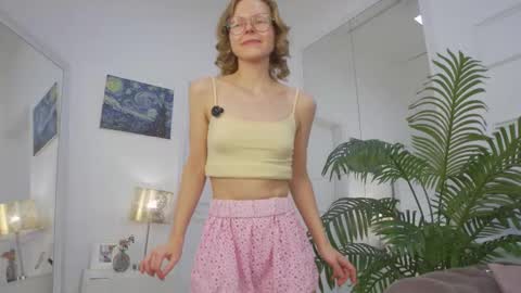 mira_marni online show from 03/09/26, 11:03