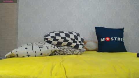 mira_one_ online show from 12/27/24, 11:50