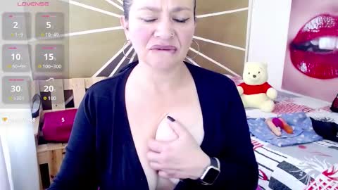 Vicky online show from 10/01/25, 02:56
