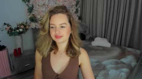 Emma online show from 09/08/25, 07:24