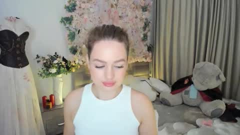 Emma online show from 11/07/25, 04:07