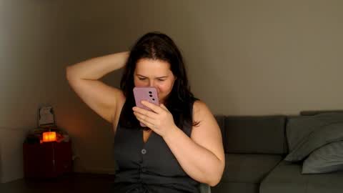 Meera online show from 04/06/26, 06:31