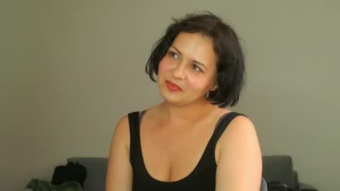 Meera online show from 06/10/26, 08:24