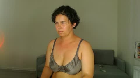 Meera online show from 06/30/26, 07:04