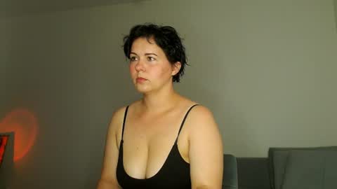 Meera online show from 07/02/26, 09:15