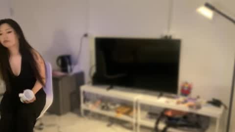 Snapshot of mirafloat chatting on 12/17/25, 09:48 mirafloat online show from 12/17/25, 09:48