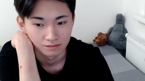              online show from 10/15/25, 03:17