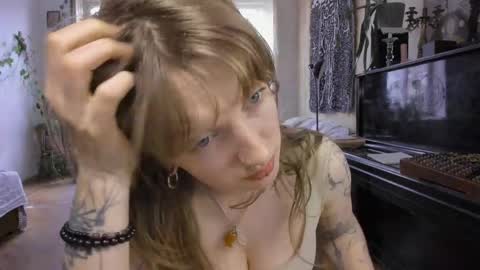 miranda2_0 online show from 04/04/26, 10:46