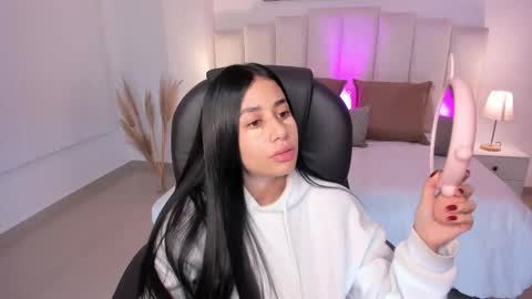 miranda_crawfor online show from 11/25/25, 12:16