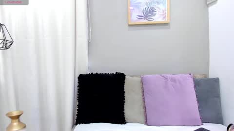    online show from 03/04/25, 12:12