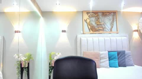    online show from 03/29/26, 12:05