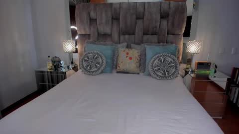 Miranda online show from 02/15/26, 01:57