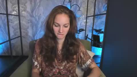 Snapshot of mirandaglow chatting on 07/26/26, 05:37 Miranda online show from 07/26/26, 05:37