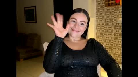 Snapshot of mirandaredd chatting on 07/26/26, 06:43 Miranda online show from 07/26/26, 06:43