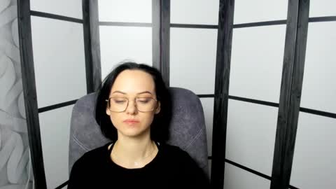 Mira online show from 02/07/25, 01:53