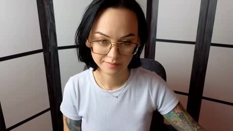 Mira online show from 02/10/25, 10:31