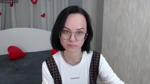 Mira online show from 02/17/25, 03:42