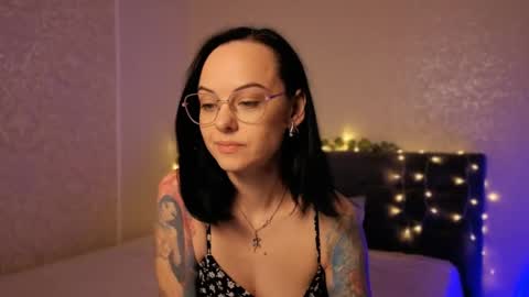 Snapshot of miraskyy chatting on 05/30/26, 07:00 MiraSkyy online show from 05/30/26, 07:00
