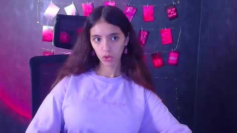 Snapshot of miri_miss chatting on 10/26/25, 12:22 Miri online show from 10/26/25, 12:22