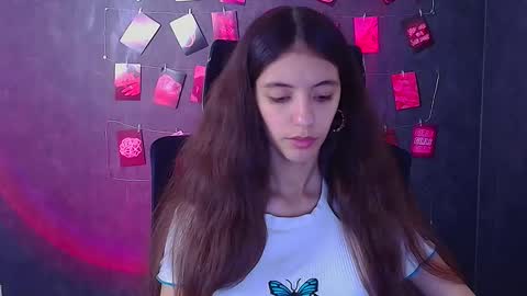 Snapshot of miri_miss chatting on 11/07/25, 01:00 Miri online show from 11/07/25, 01:00