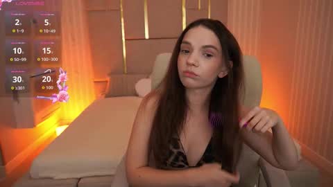 Snapshot of miriellenymph chatting on 10/14/25, 12:50 Mira online show from 10/14/25, 12:50