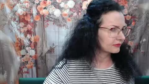 Miroslava Happi online show from 04/17/26, 05:54