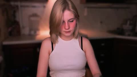 Mira online show from 11/23/25, 02:17