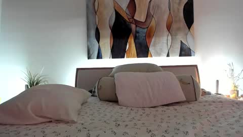 Eva online show from 03/01/25, 08:31