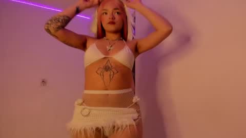 Snapshot of misa___amane chatting on 12/08/24, 12:51 Misa Independent model online show from 12/08/24, 12:51