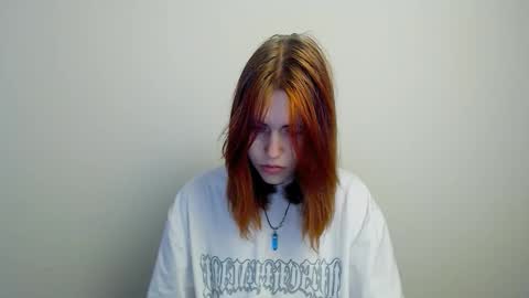 misaki_chan_ online show from 11/10/25, 05:50