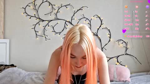 MisaMew online show from 02/06/26, 08:18