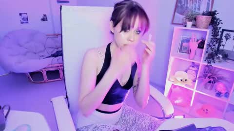 Snapshot of misapage chatting on 03/12/25, 07:06 Misa online show from 03/12/25, 07:06