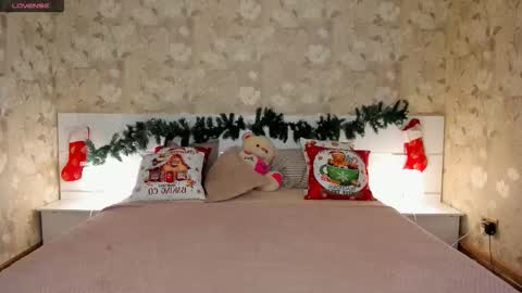 mishapallmer online show from 12/20/25, 03:13