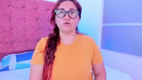 Mishell online show from 12/17/25, 01:17