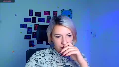 Mishelle online show from 11/29/25, 07:11