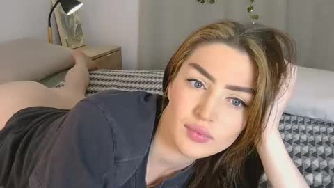 Elora online show from 09/28/25, 12:32