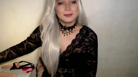 Snapshot of miss_4cuck_ chatting on 06/27/26, 12:22 miss_4cuck_ online show from 06/27/26, 12:22