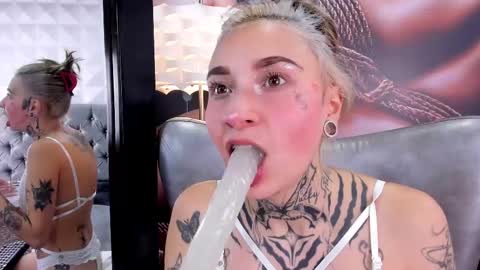 miss___angel online show from 02/20/25, 07:41