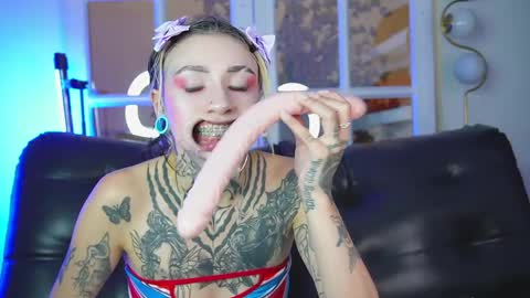 miss___angel online show from 04/01/26, 01:41