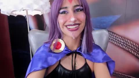 Taylor online show from 11/01/25, 02:35