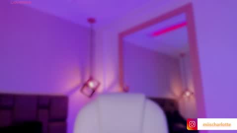 Snapshot of miss__charlotte_ chatting on 01/10/25, 02:46 Charlotte online show from 01/10/25, 02:46