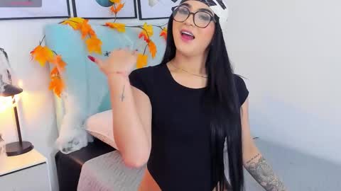   online show from 10/27/25, 12:09